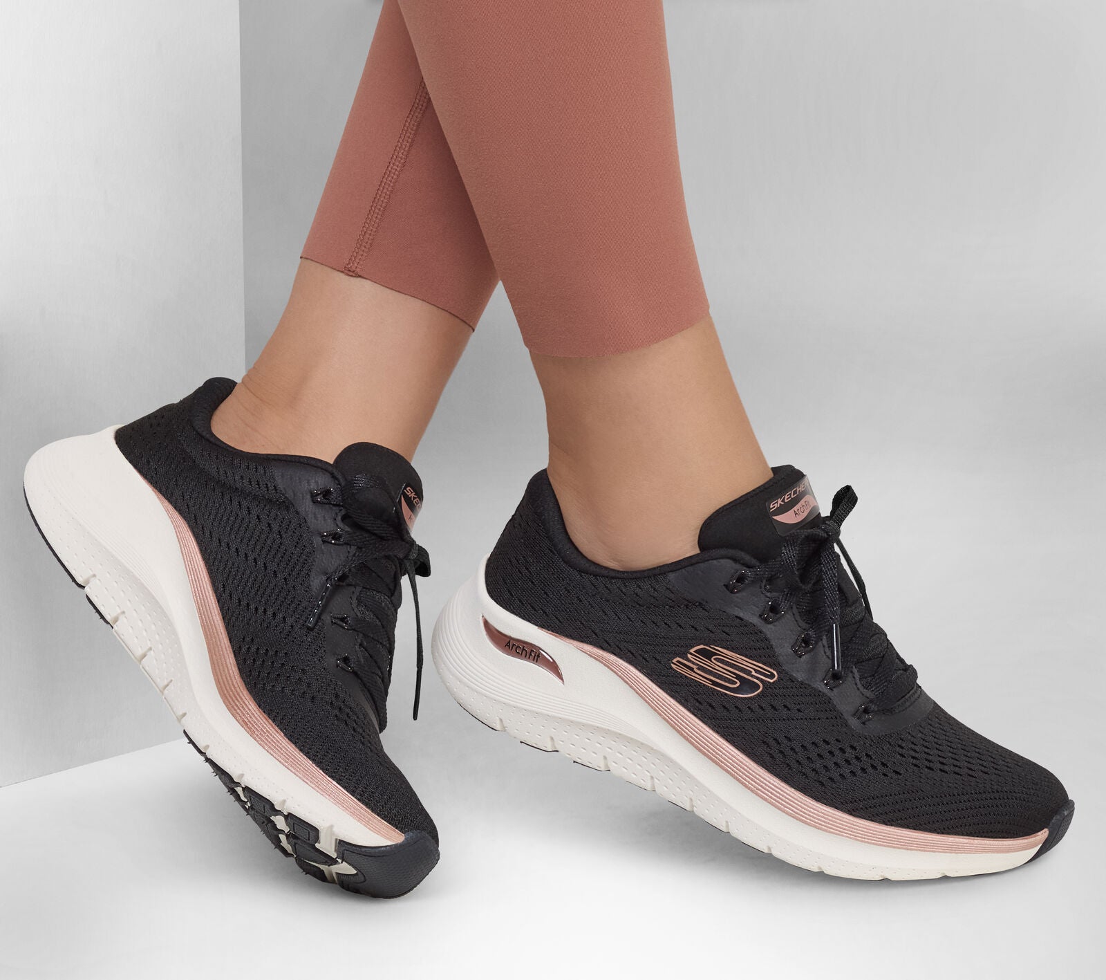 Sketchers black and gold on sale