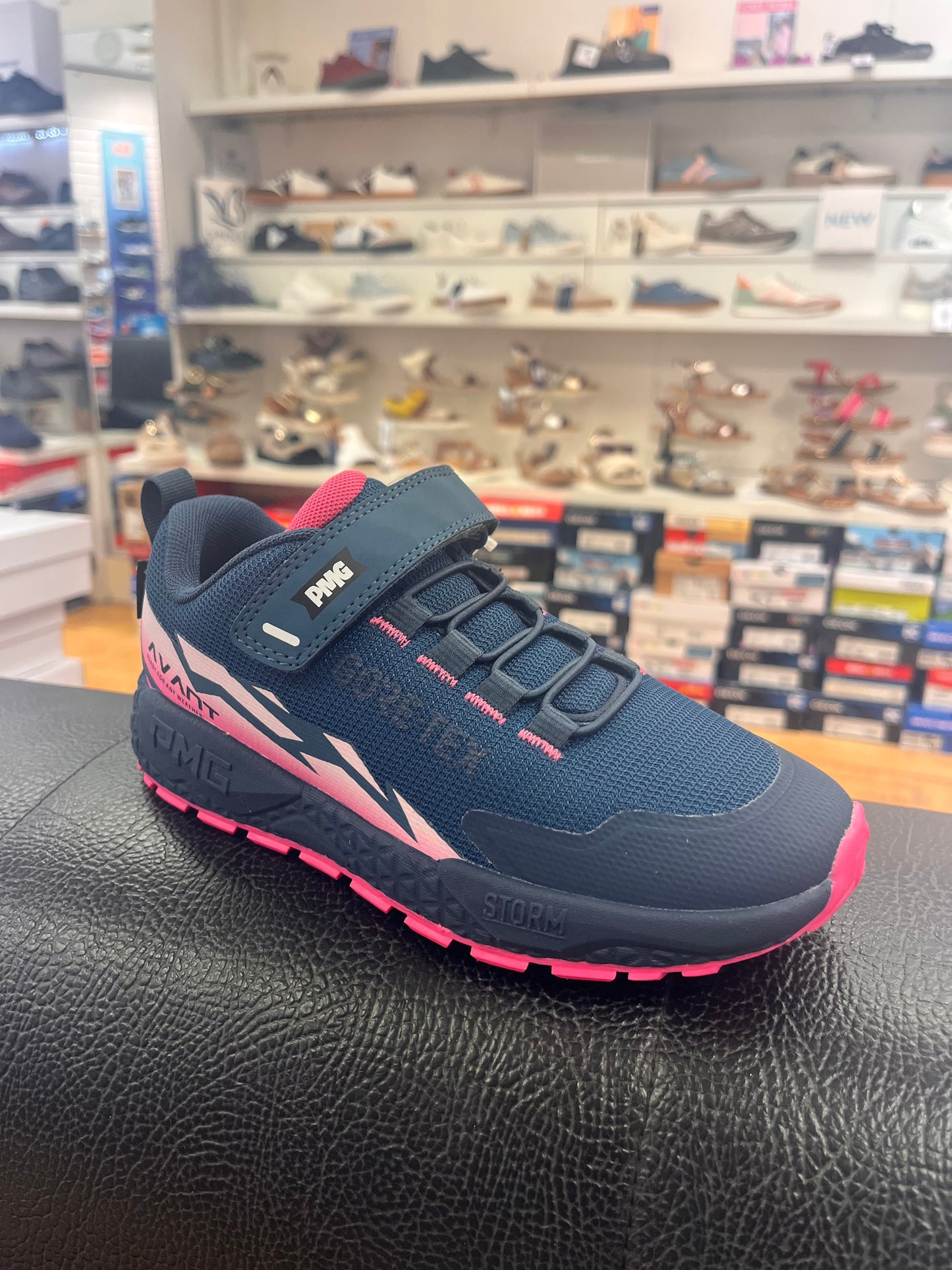Primigi goretex trainer Navy pink waterproof