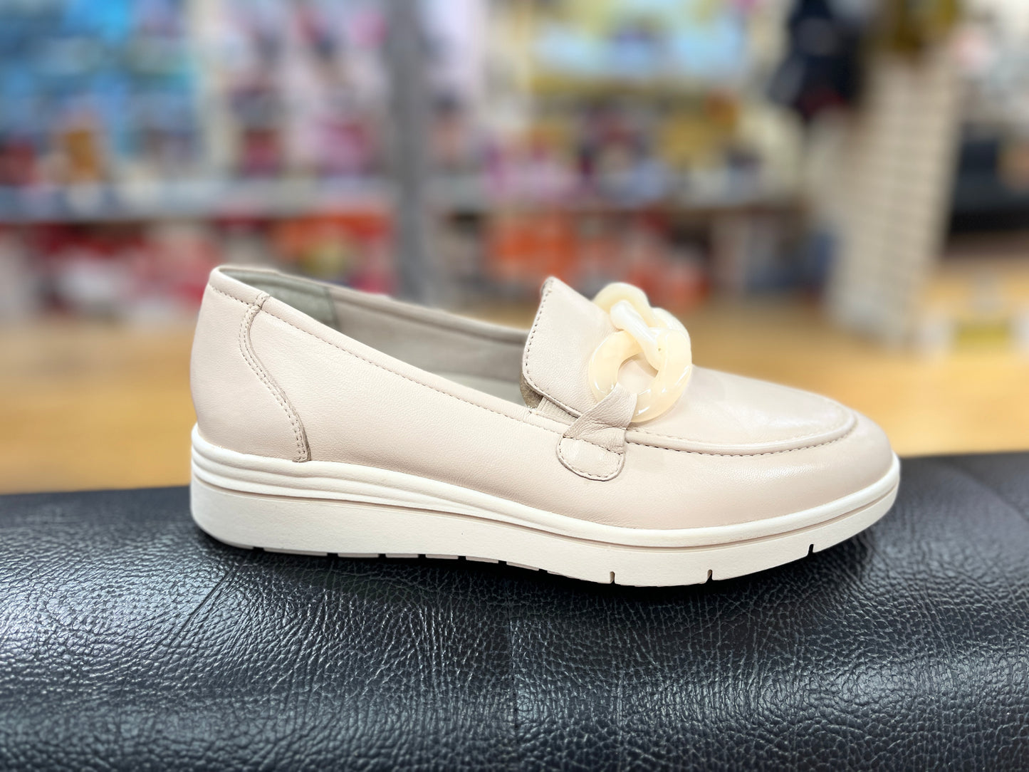 Tamaris ivory leather slip on - 24705