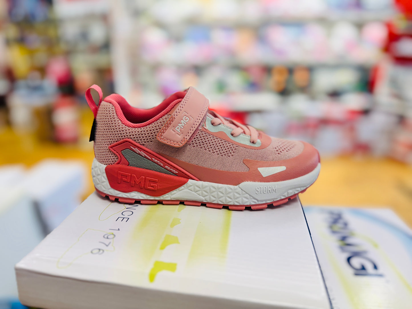 Primigi goretex trainer pink waterproof