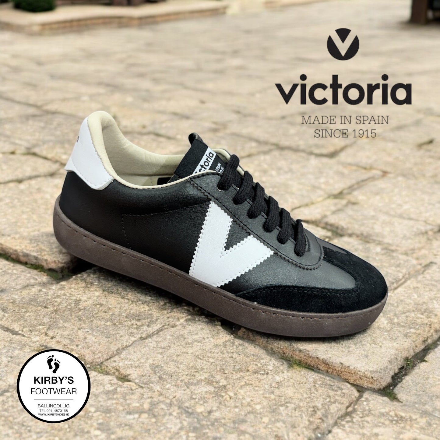 Victoria trainer black white
