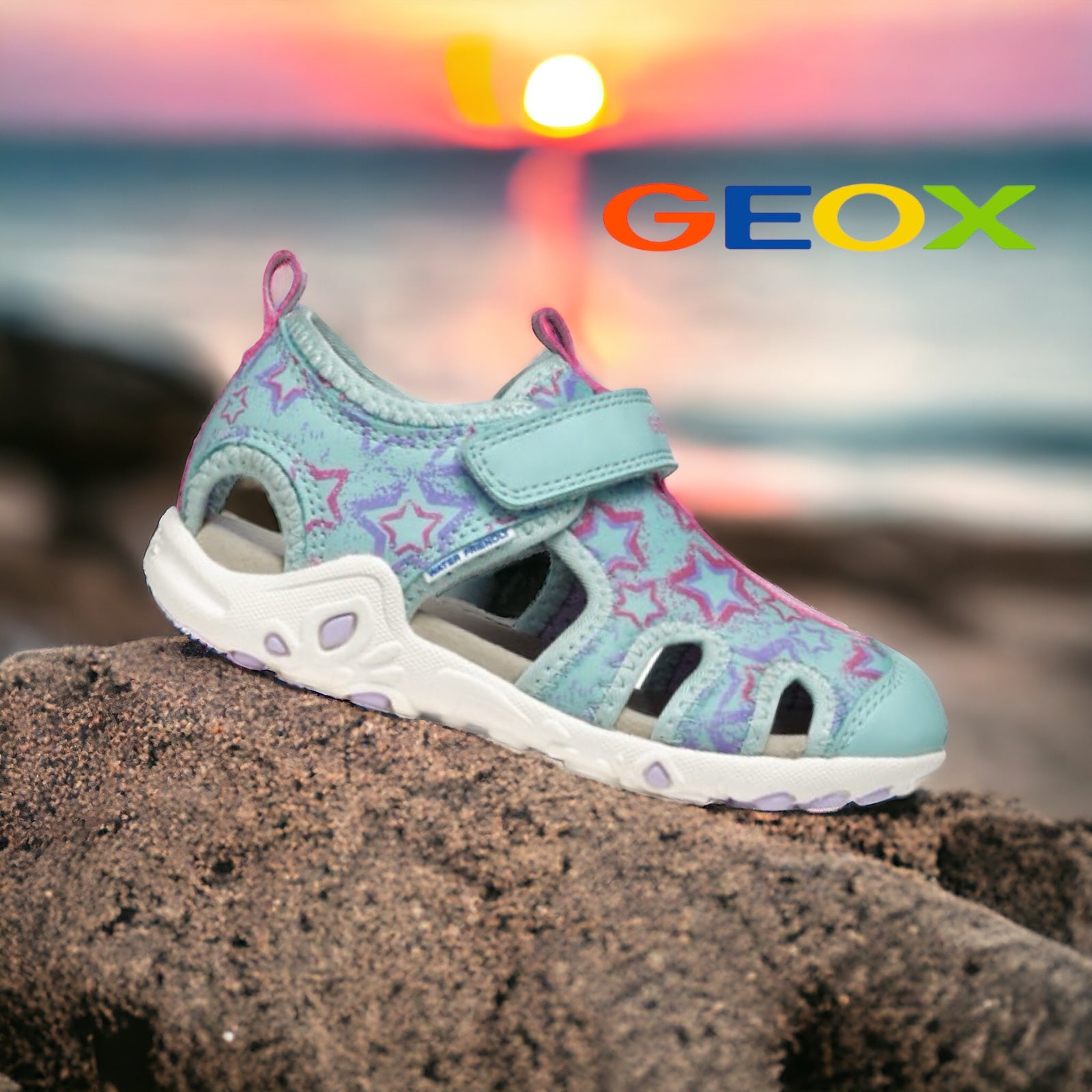 Closed toe footwear deals