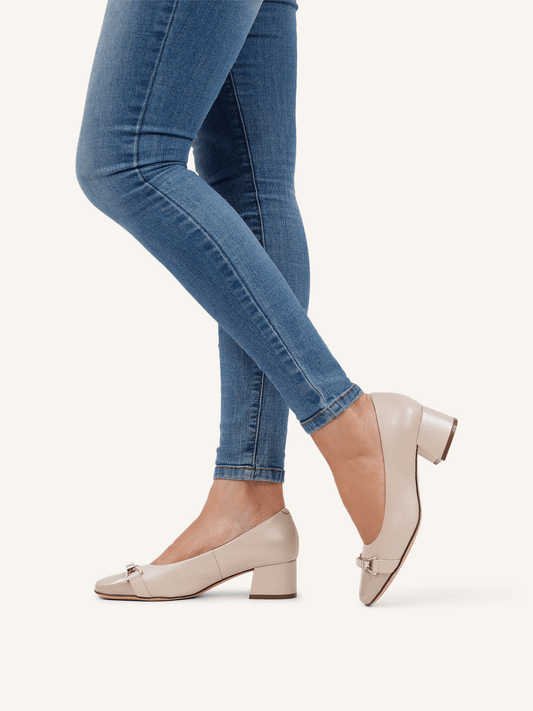 Caprice court 22304 - beige leather - Kirbys Footwear Ltd