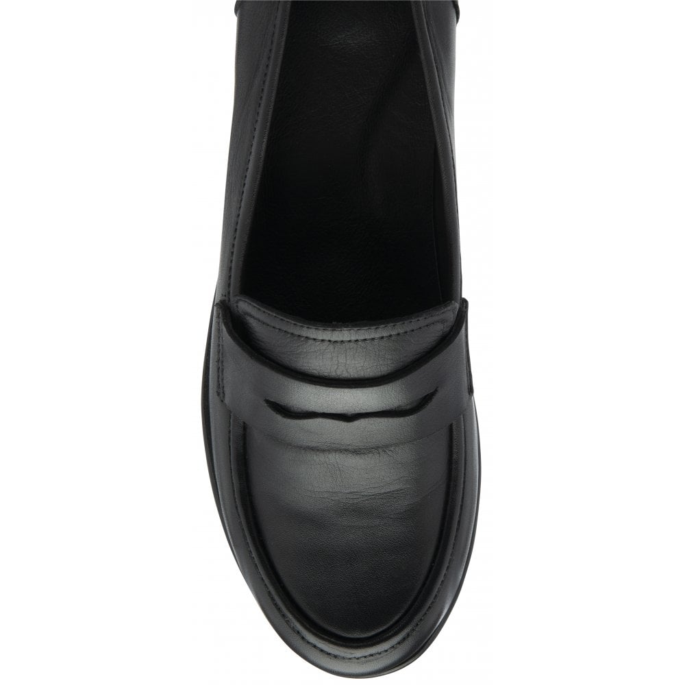 Lotus Detroit black leather loafer