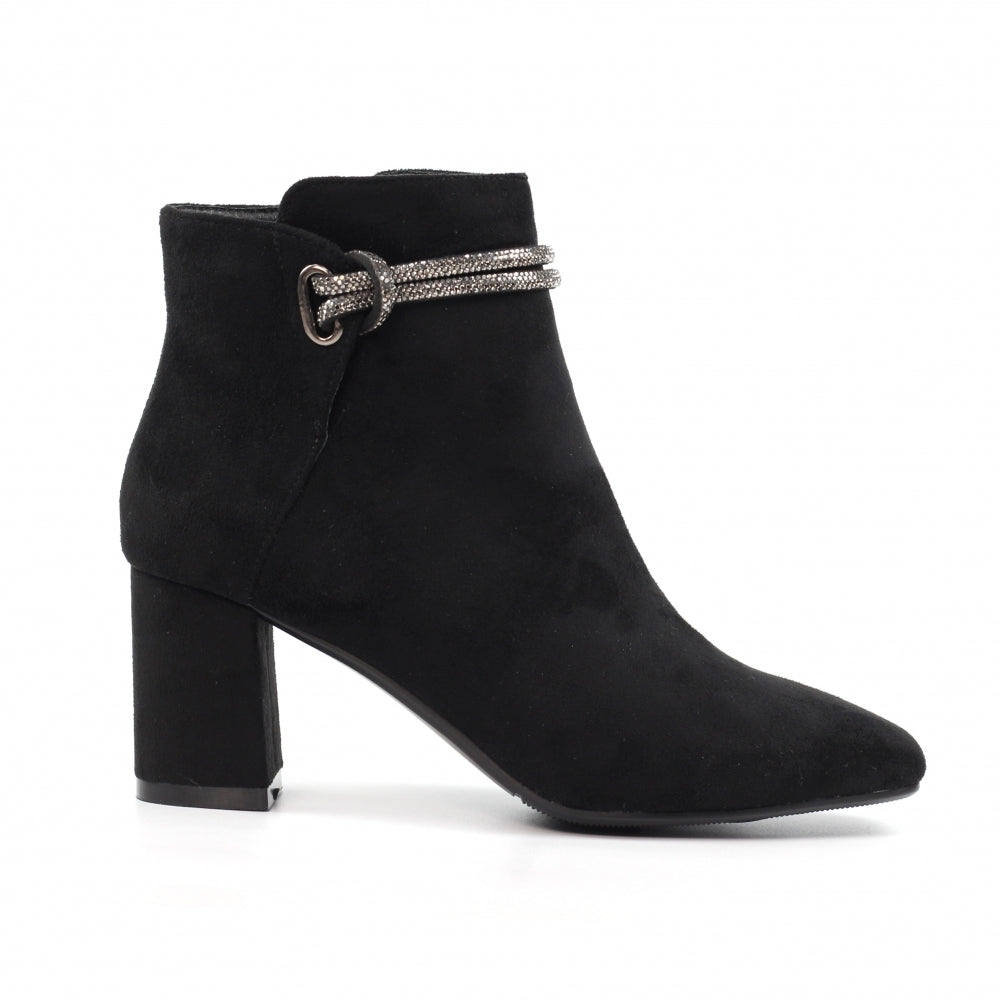 Lunar Pasha ankle boot black