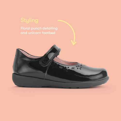 Start-Rite Emily black patent girls’ shoe – angle view