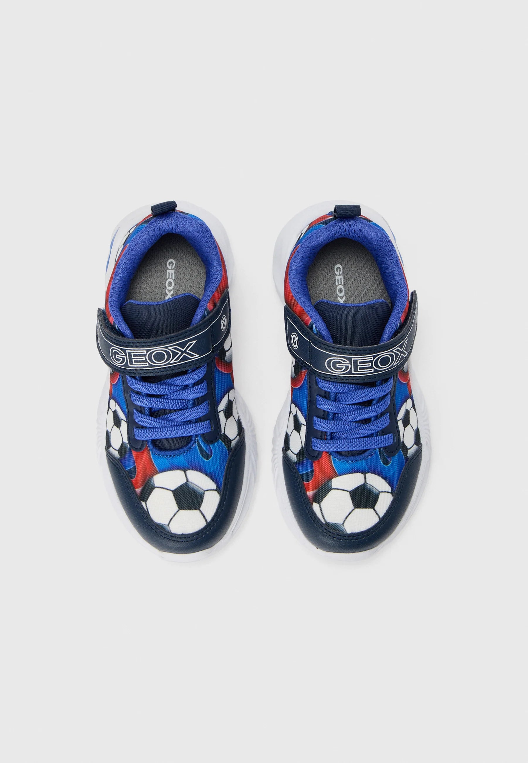 Geox Assister football lights - Kirbys Footwear Ltd