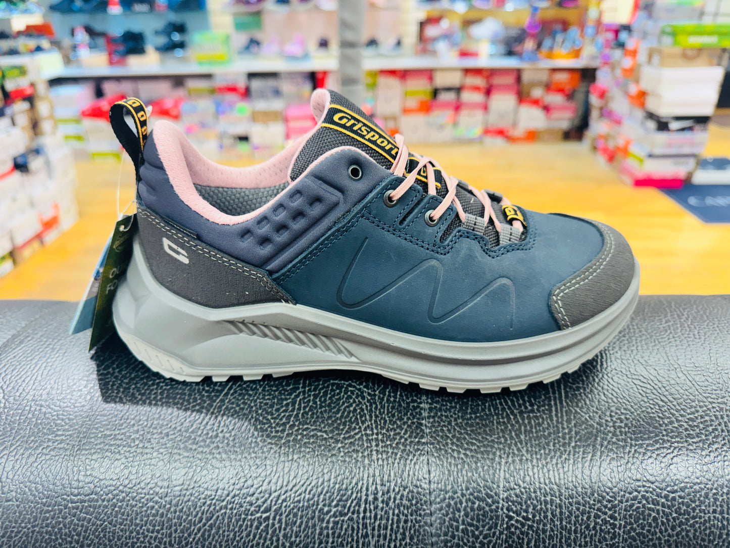 Gri Sport Lady Horizon waterproof trainer