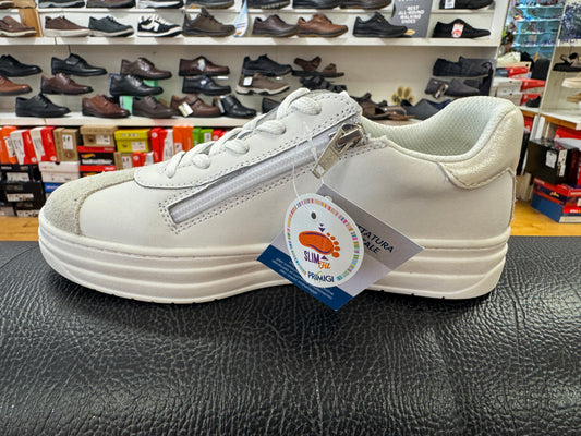 Primigi trainer white silver  - - Kirbys Footwear Ltd