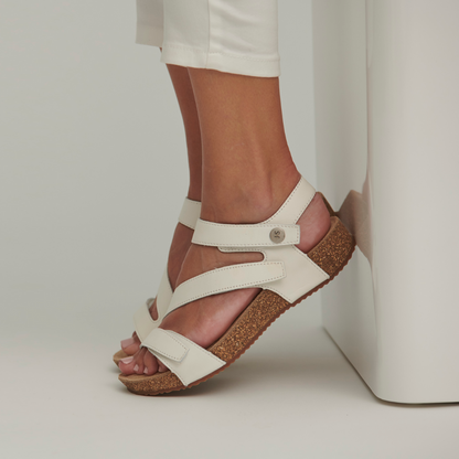 Josef Seibel Tonga 25 white sandal