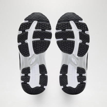 Istamax boys' trainer IMAA3805 in black/white – sole tread of the pair