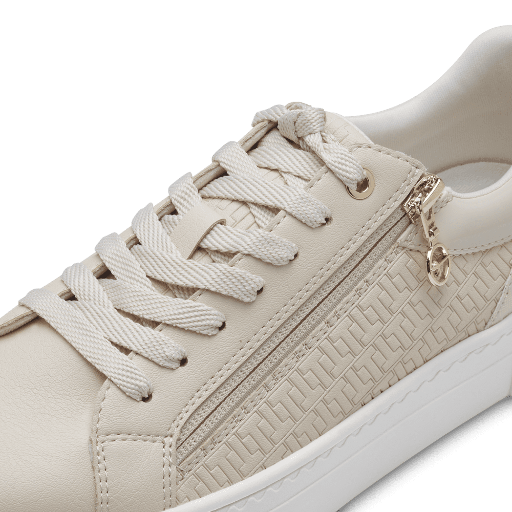 Tamaris trainer - Ivory/gold - 23313