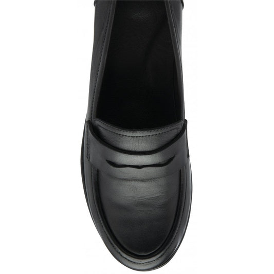 Lotus Detroit black leather loafer