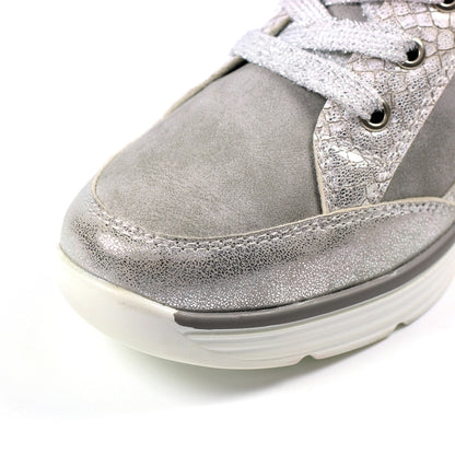 Lunar Kiley silver trainer