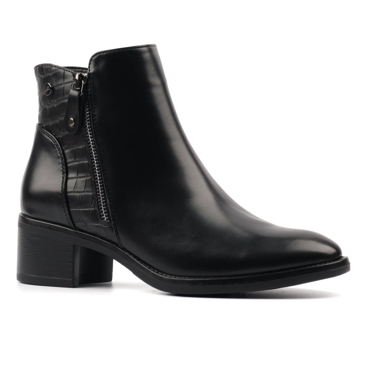Lunar Hayley black ankle boot