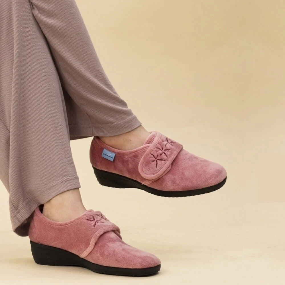 Lunar slipper velcro heather Paula – angle view