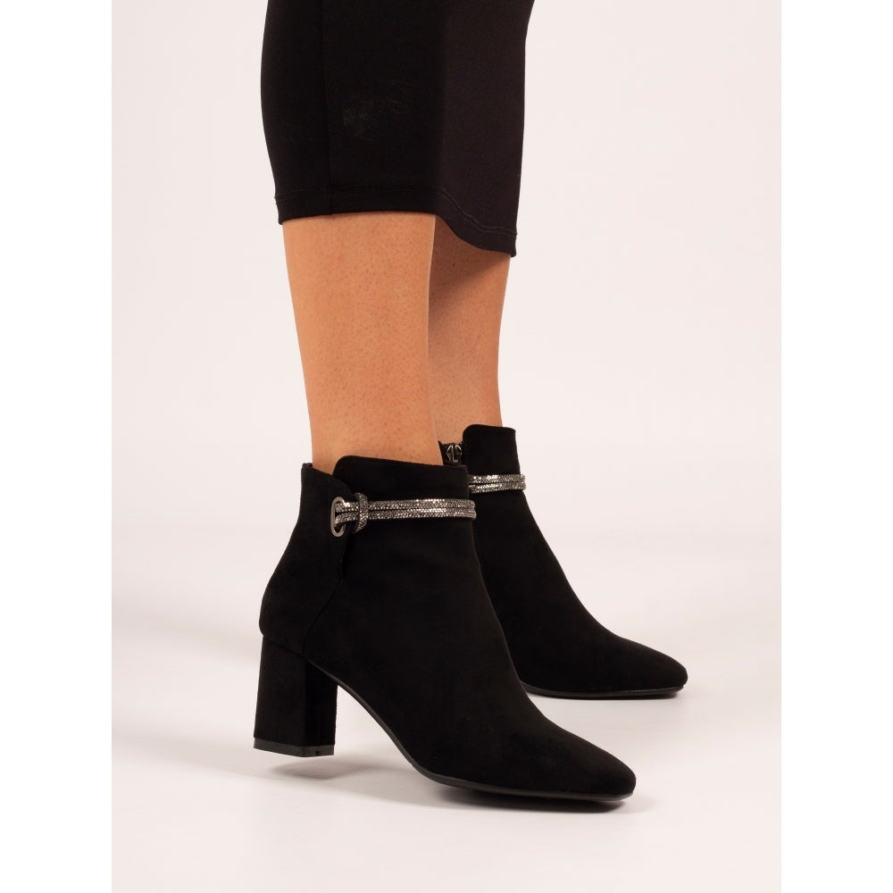 Lunar Pasha ankle boot black
