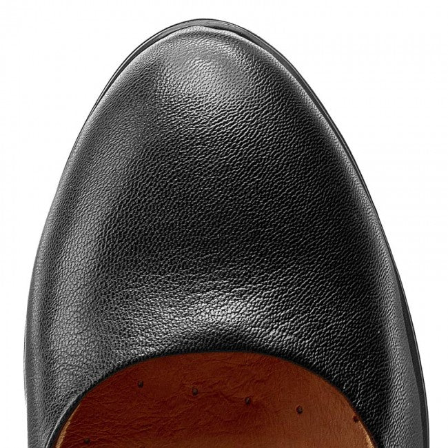 Caprice 22400 - black leather - Kirbys Footwear