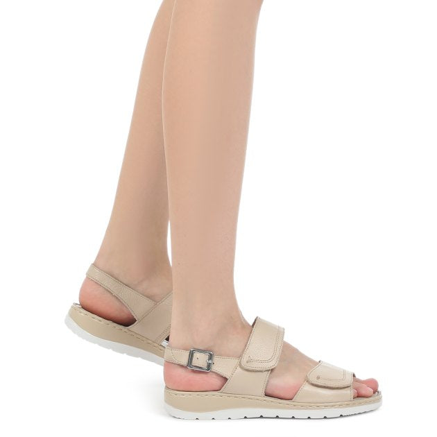 Caprice sandal beige 28153