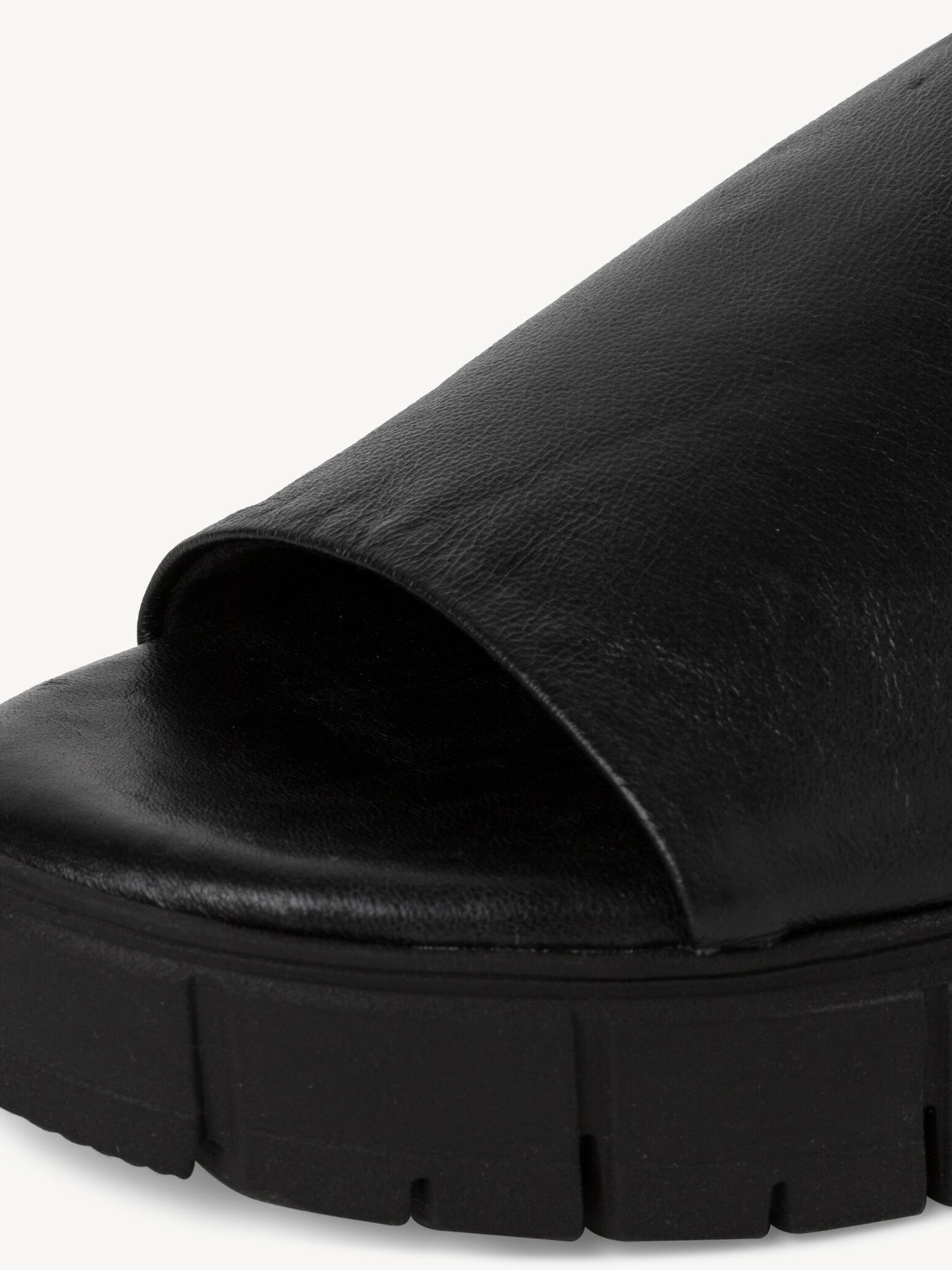 Tamaris ultra soft black leather mule